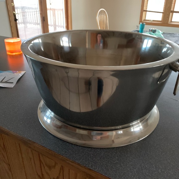 Wine \Beverage container - Picture 2 of 2